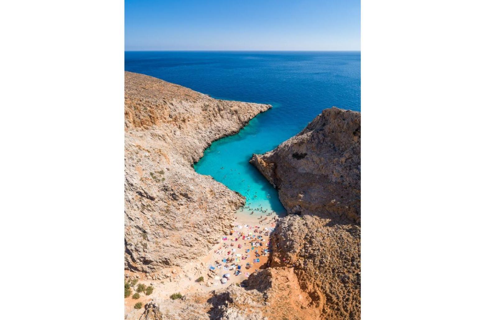 פראנגוקאסטלון Spiros Beach Villa מראה חיצוני תמונה